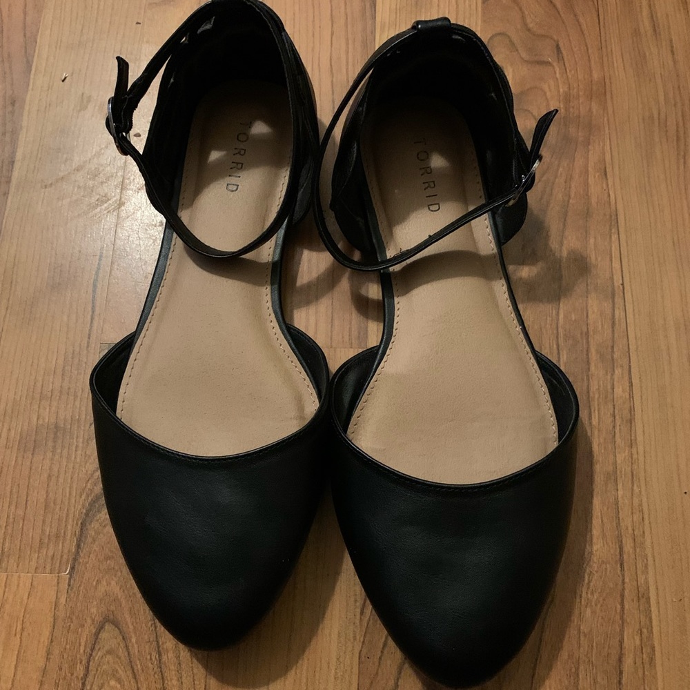 Torrid black flats size 11w